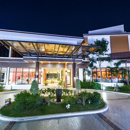 Mamaison Hotel Buriram Exterior foto