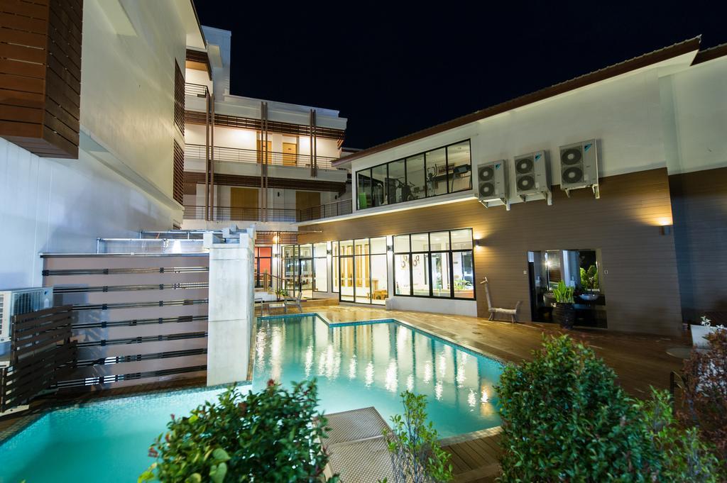 Mamaison Hotel Buriram Exterior foto